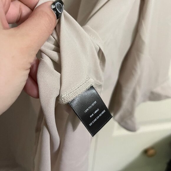 Torrid Womens NWT Gray Harper Georgette Collared Roll Tab 3/4 Sleeve Blouse 3X - Picture 7 of 9